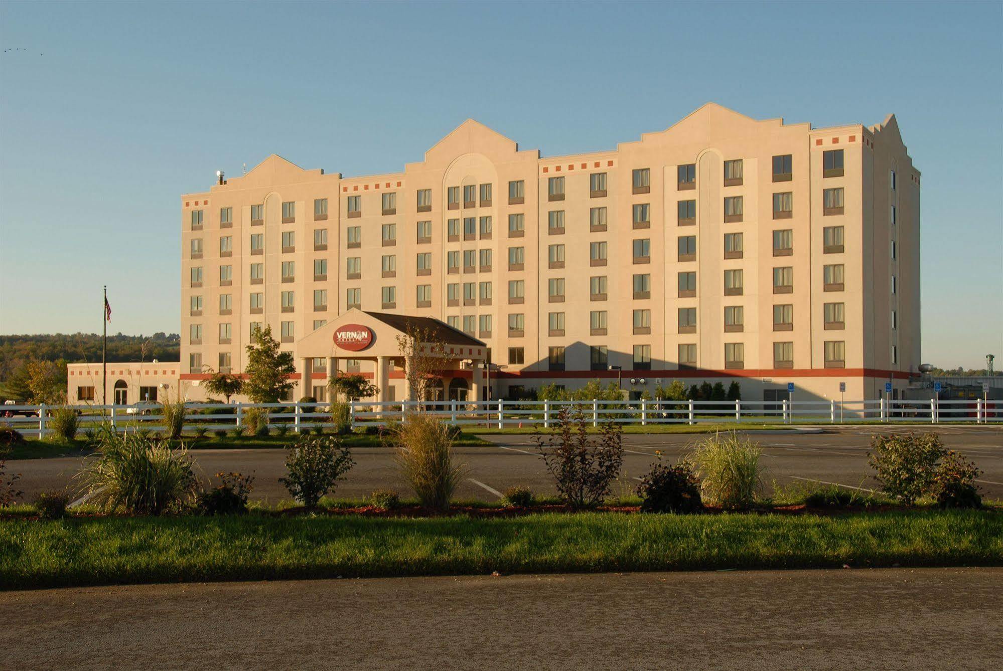 Vernon Downs Casino And Hotel Экстерьер фото